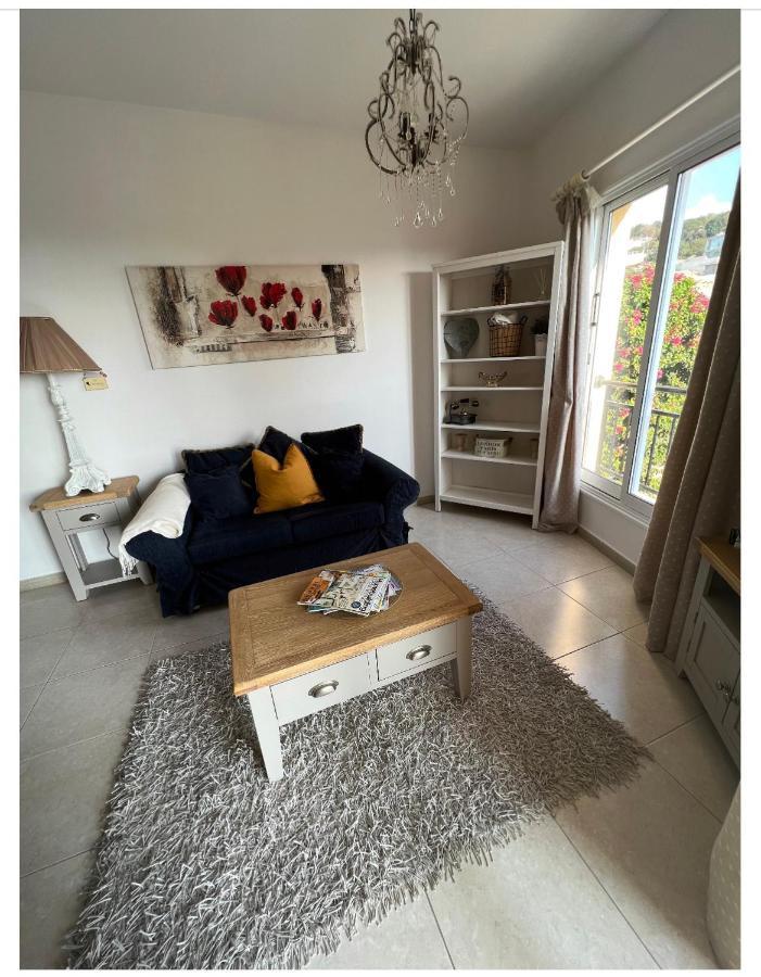 Hillview Apartment Peyia Dış mekan fotoğraf