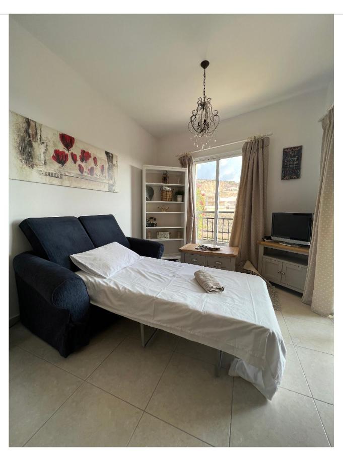 Hillview Apartment Peyia Dış mekan fotoğraf