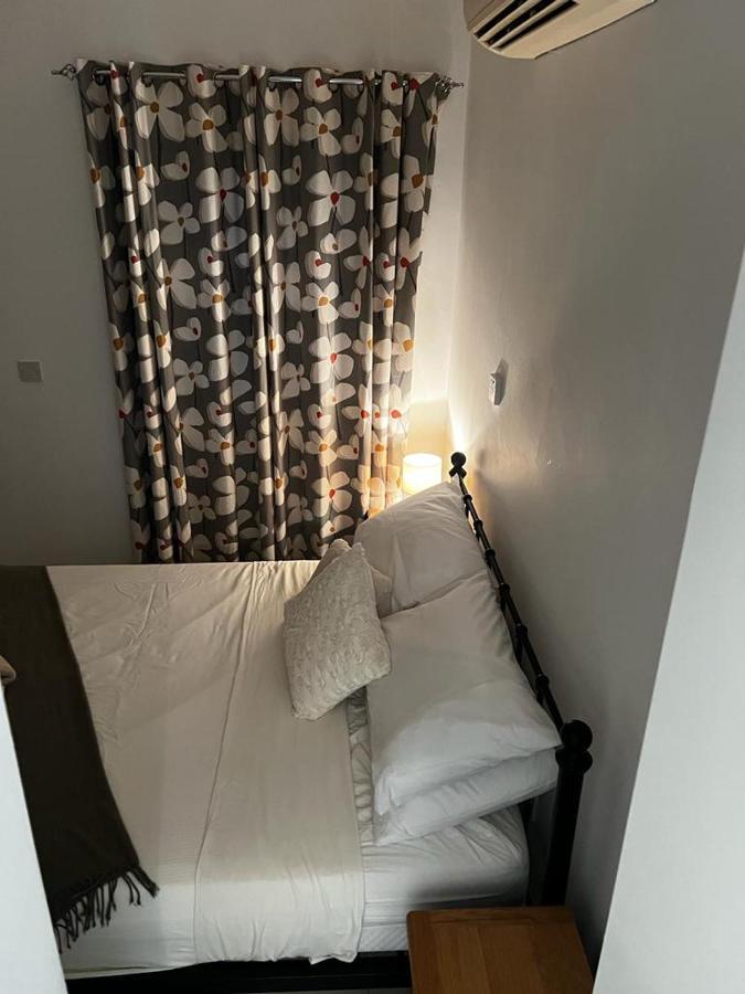 Hillview Apartment Peyia Dış mekan fotoğraf