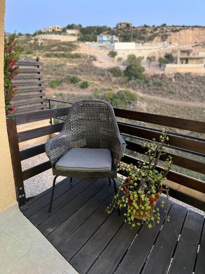 Hillview Apartment Peyia Dış mekan fotoğraf