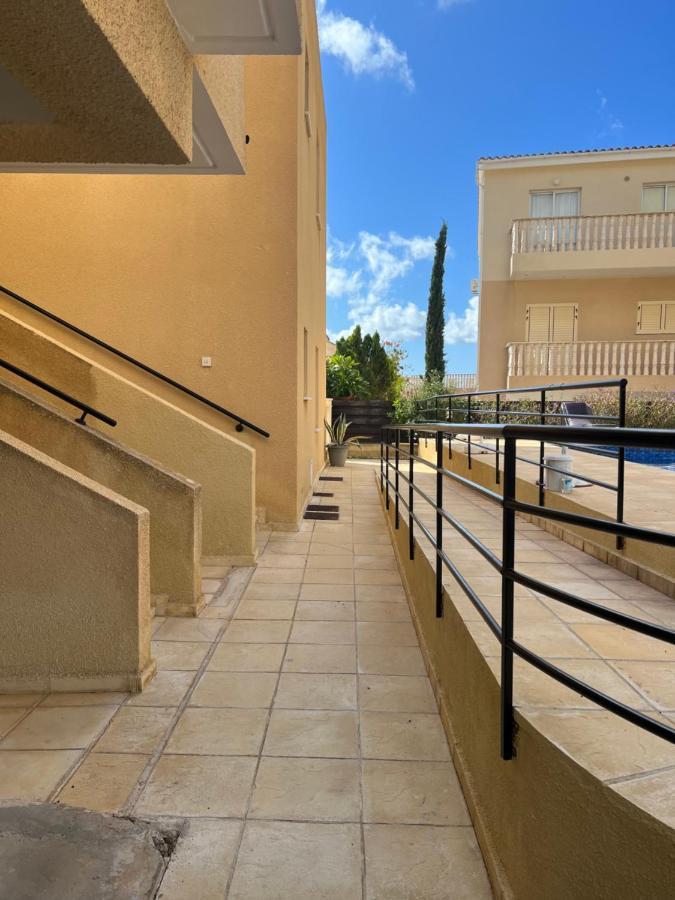 Hillview Apartment Peyia Dış mekan fotoğraf