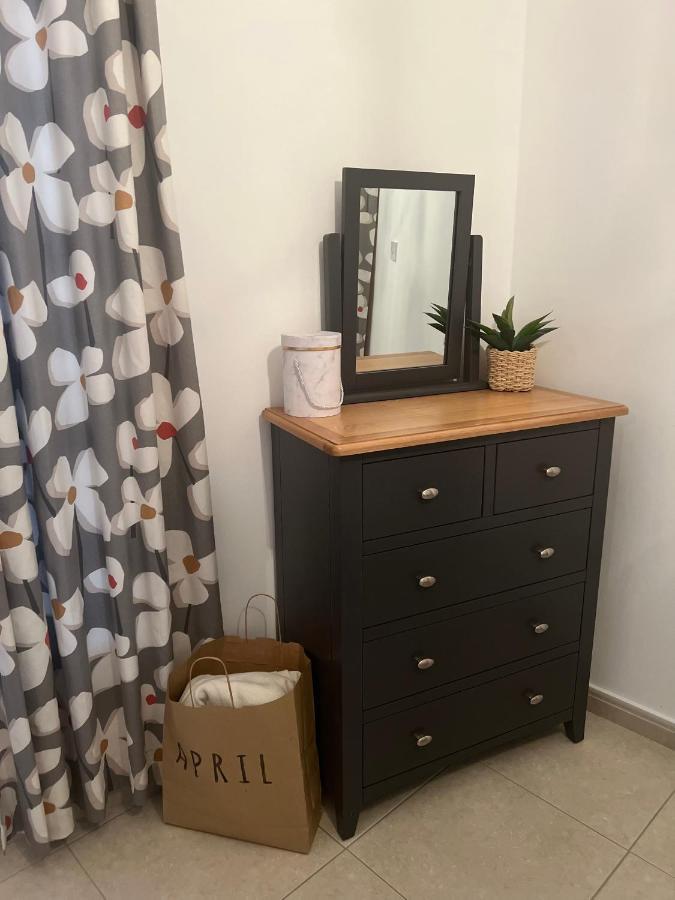 Hillview Apartment Peyia Dış mekan fotoğraf